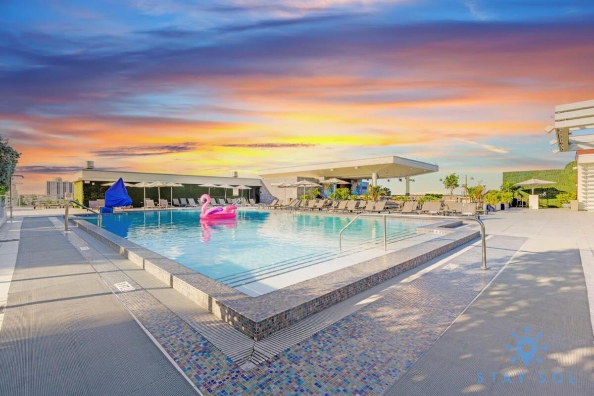 Hollywood Beach Broad - Walk - Gym - Amazing Pool Екстериор снимка